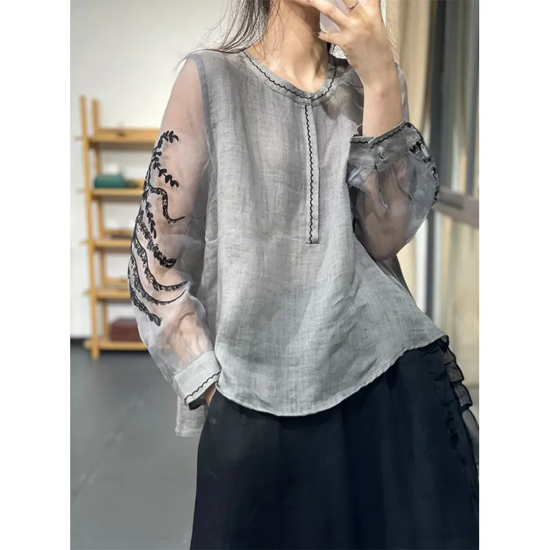 Embroidery Blouse - Damen Leinenbluse mit transparenten, bestickten Ärmeln