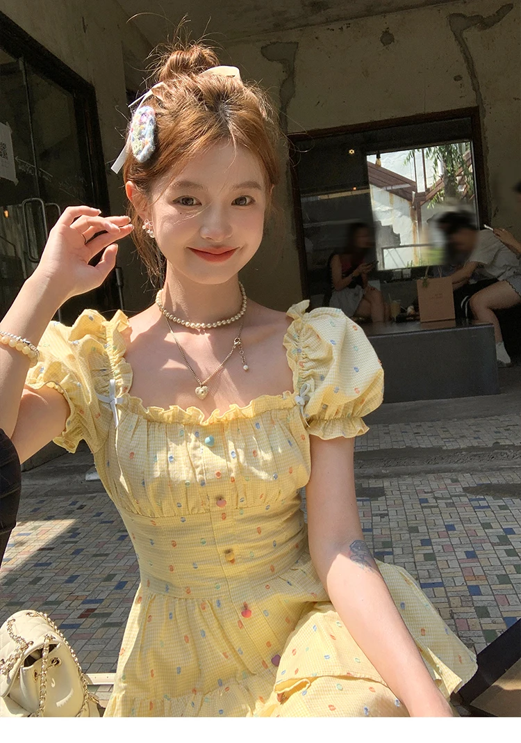 Embroidery Yellow Dress - Hochwertige heiße verkaufende gelbe quadratische Hals