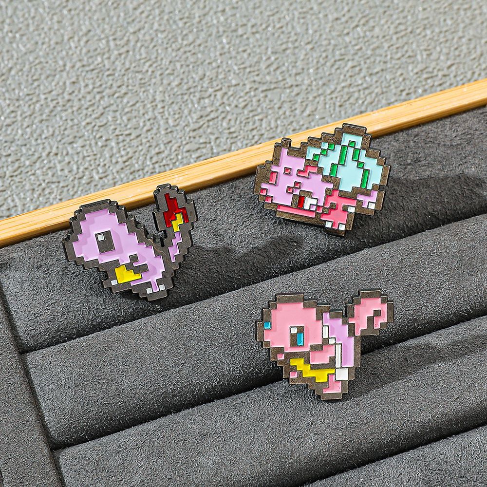 Embroidery Reddit - Pixel-Mosaik-Pokémon-Metall-Emaille-Pin, niedliche Cartoon-Taschenmonster-Reversbrosche, Anime-Rucksack-Kleidungs-Schmuck-Fan-Geschenk