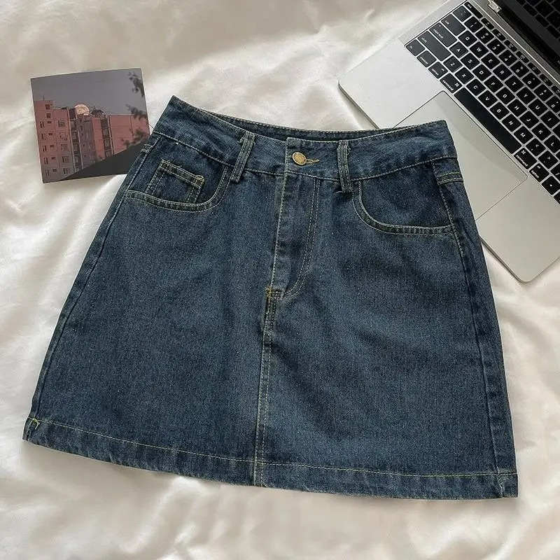 Embroidery A - Y2K Denim-Rock-Set: Vintage Japanischer Stil Knopfjacke
