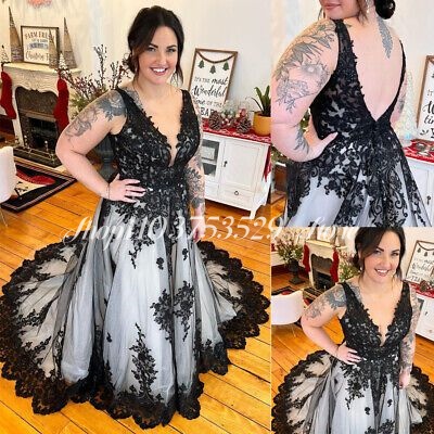 Embroidery Gothic - Gothic V-Ausschnitt Brautkleider Schwarz Weiß bestickt