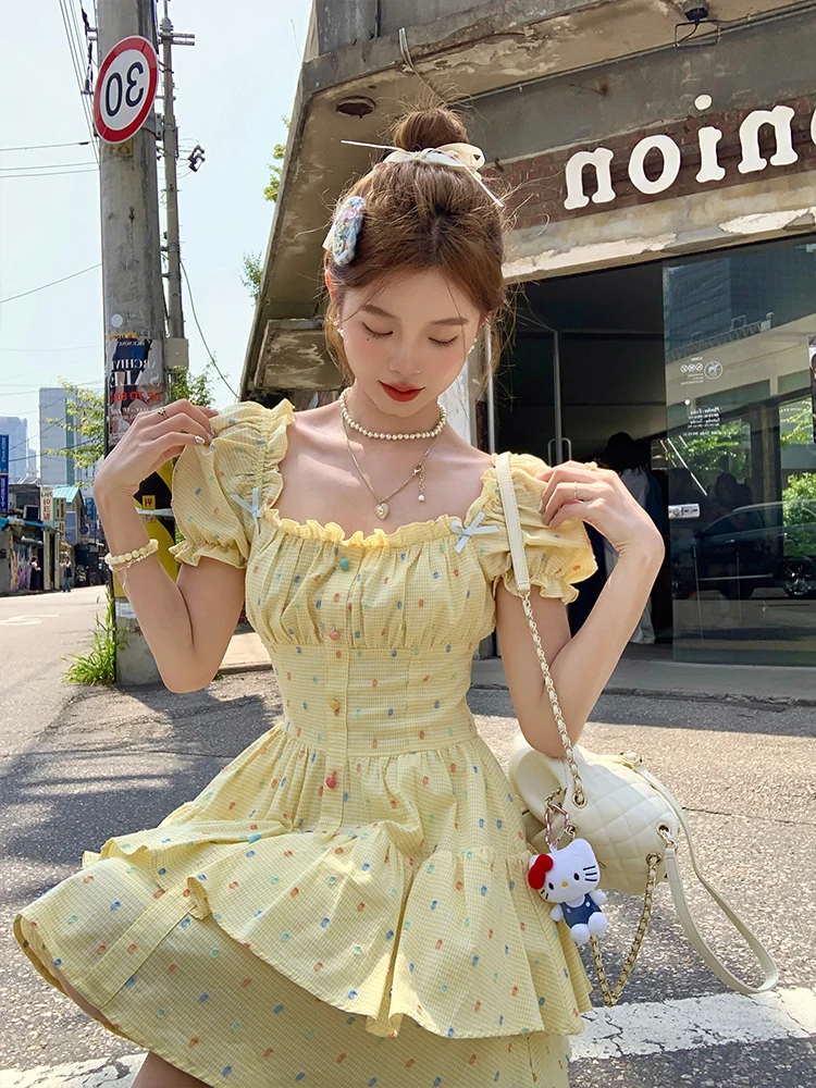 Hochwertige heiße verkaufende  – Embroidery Yellow Dress Bewertung und Preis