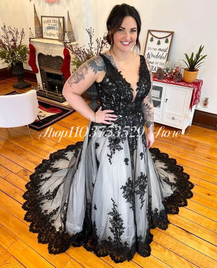 Gothic V-Ausschnitt Brautkleid – Embroidery Gothic Bewertung und Preis