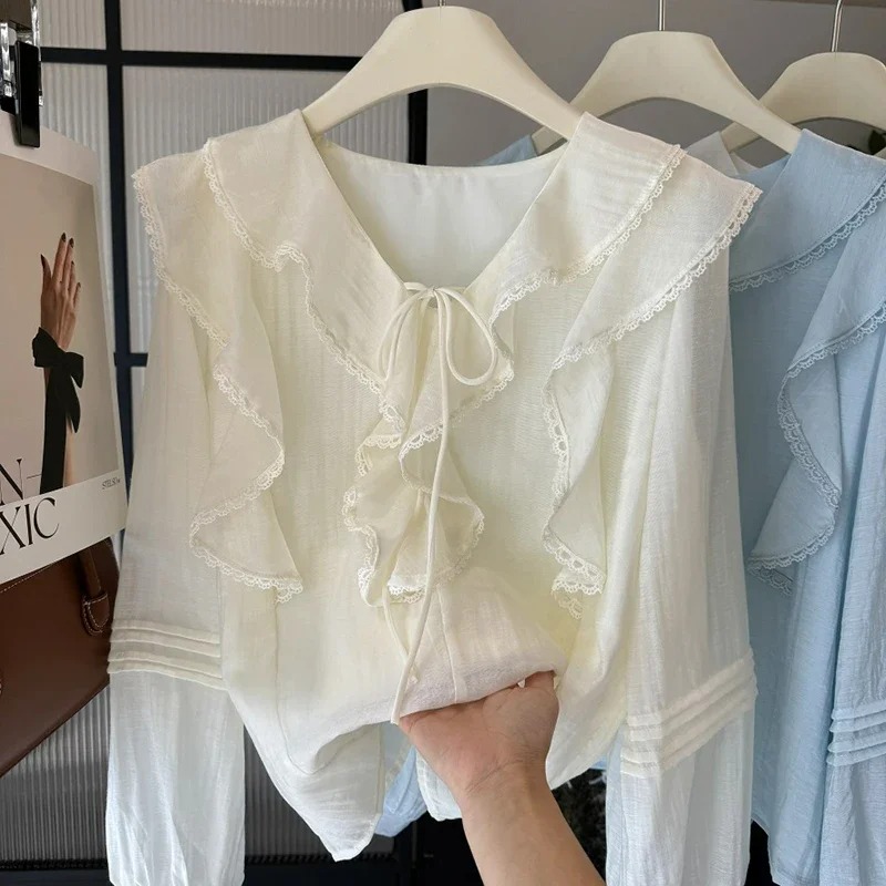 Französische V-Ausschnitt Blus – Embroidery A Bewertung und Preis