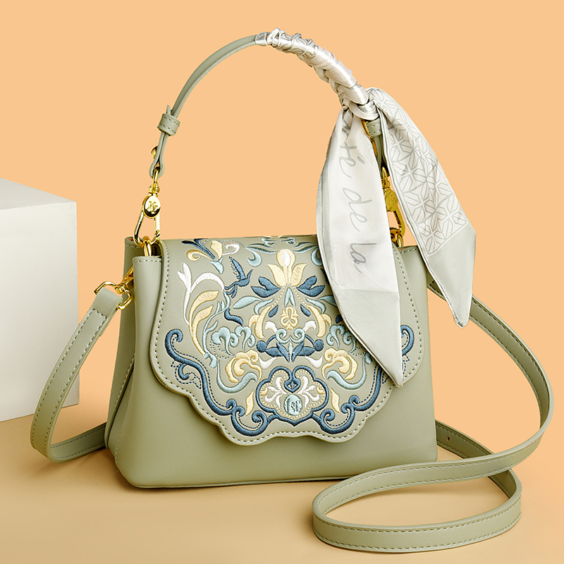 Mode Stickerei Umhängetasche F – Embroidery On Leather Bewertung und Preis